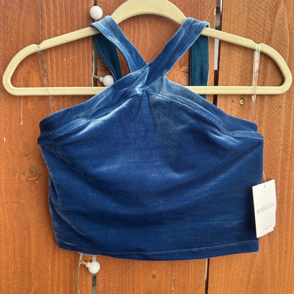Beyond Yoga Navy Cross-Back Crop Top